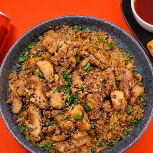 Yakimeshi + Entrada + Bebida