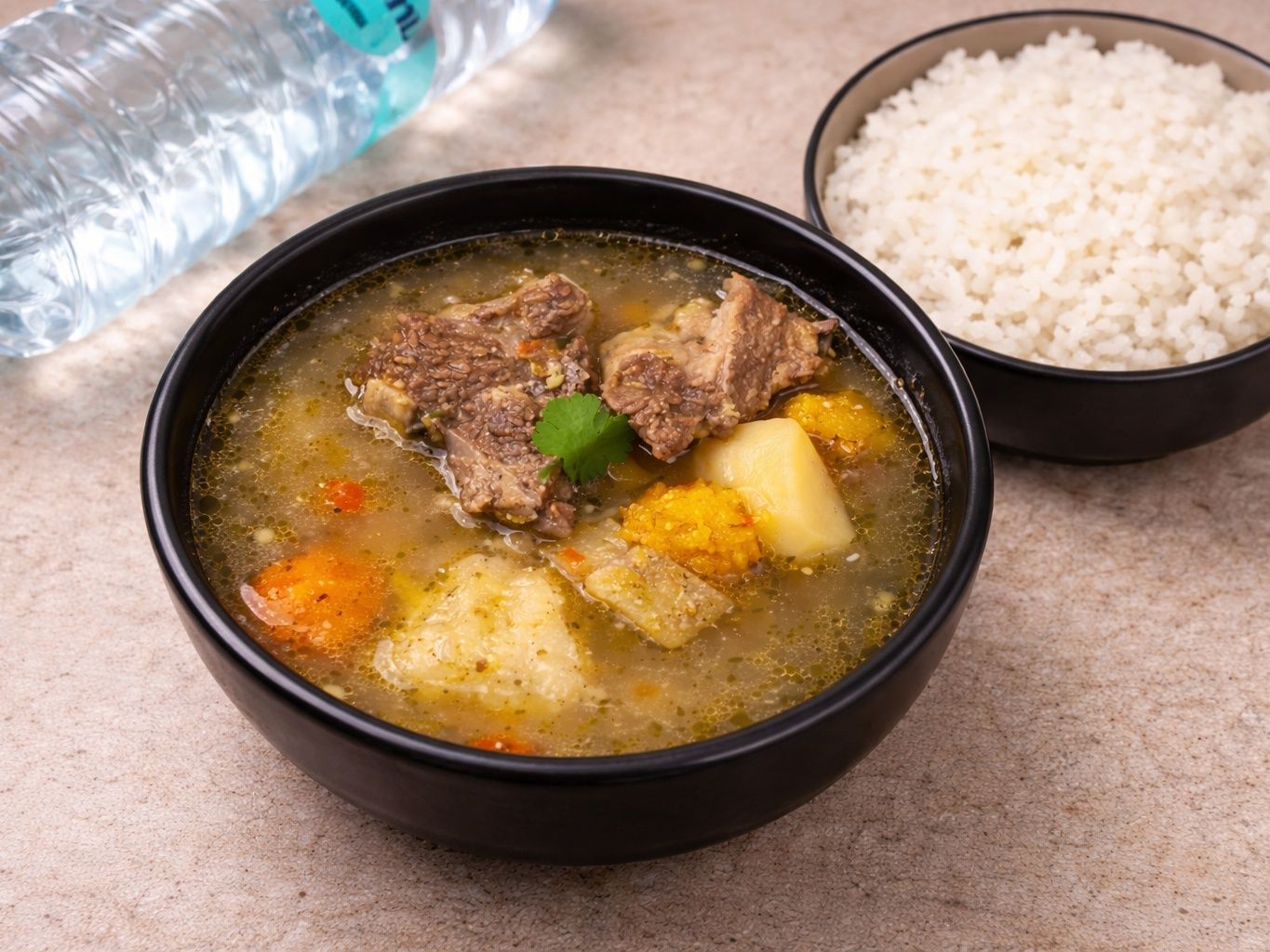Sopa + acompañamiento +bebida