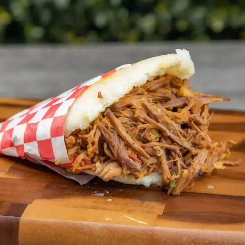 Arepa de ropa vieja